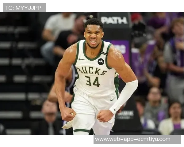 字母哥荣膺周最佳赛季前三战场均36分16板7助投篮命中率高达683