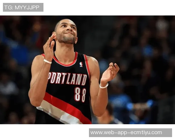 莱昂纳德下半场未首发巴图姆替补出场引发热议